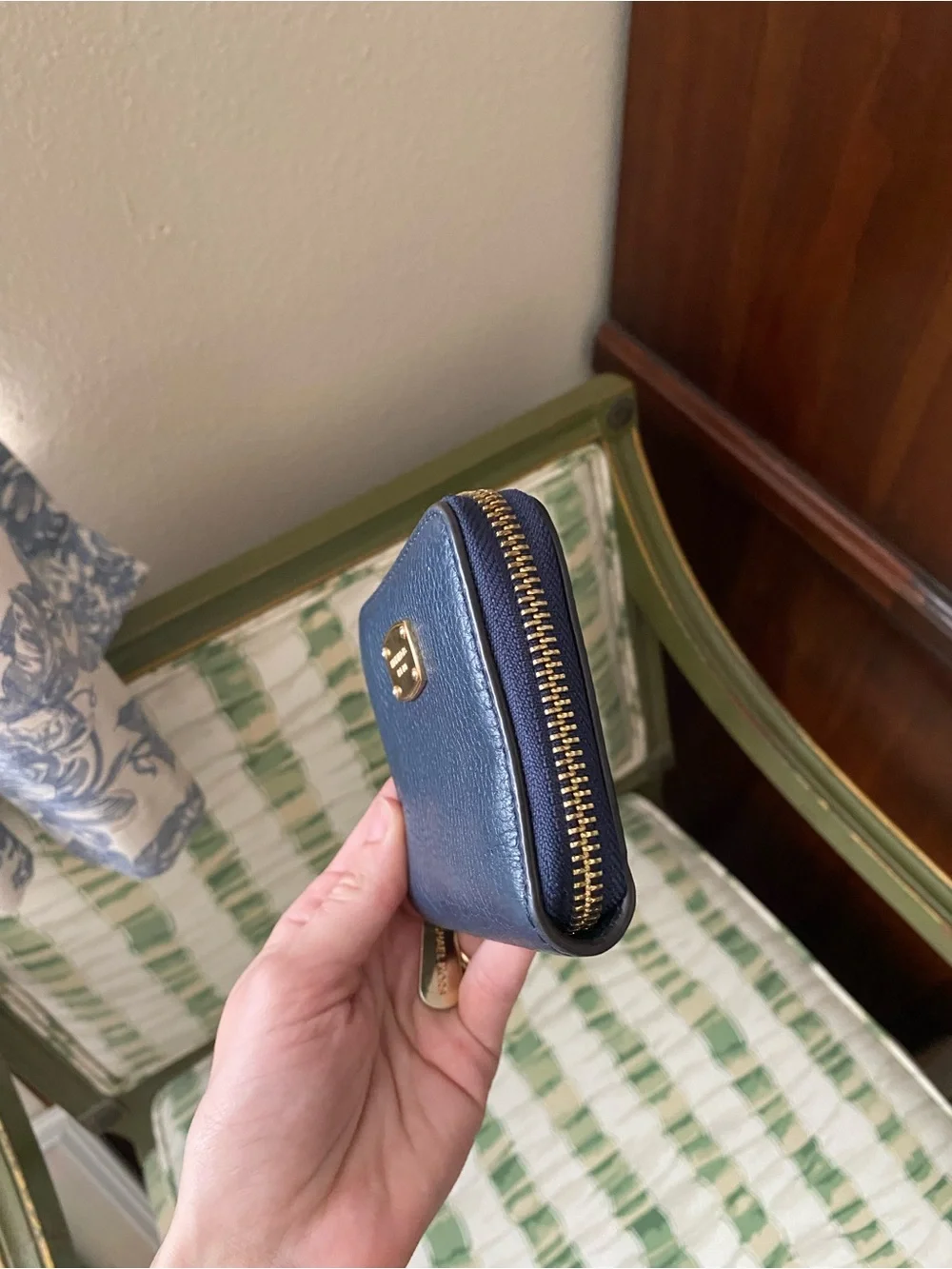 Micheal Kors navy leather wallet